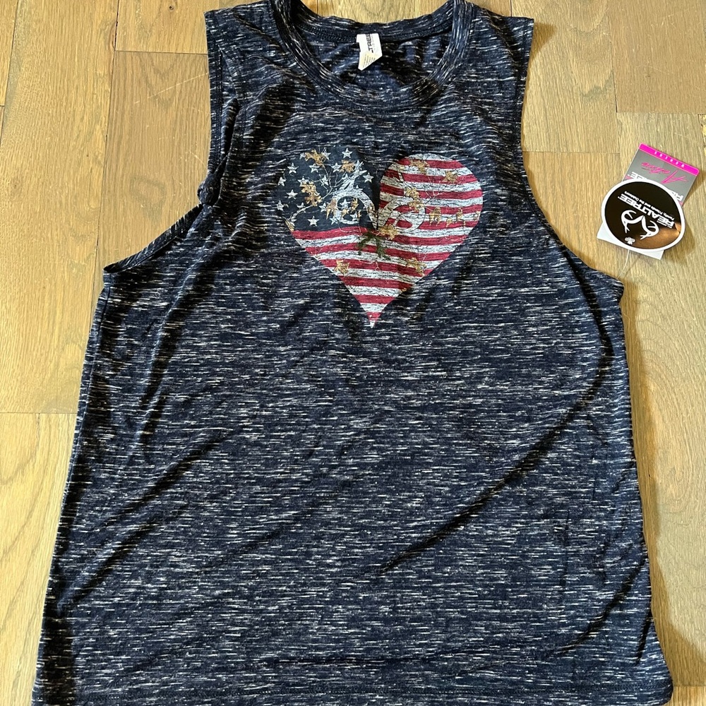 NWT Realtree Camo Open Back Tank Top Size M Women's